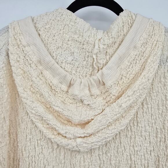 Easel Women's Crinkle Pop Fabric Lightweight Elbow Sleeve Hoodie Top Cream Small - Picture 4 of 8